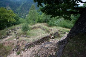 Cetatea dacica de la Capalna  - turnul locuinta