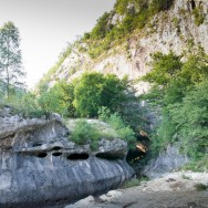 Intrarea in Cheile Banitei - Muntii Sureanu - Hunedoara